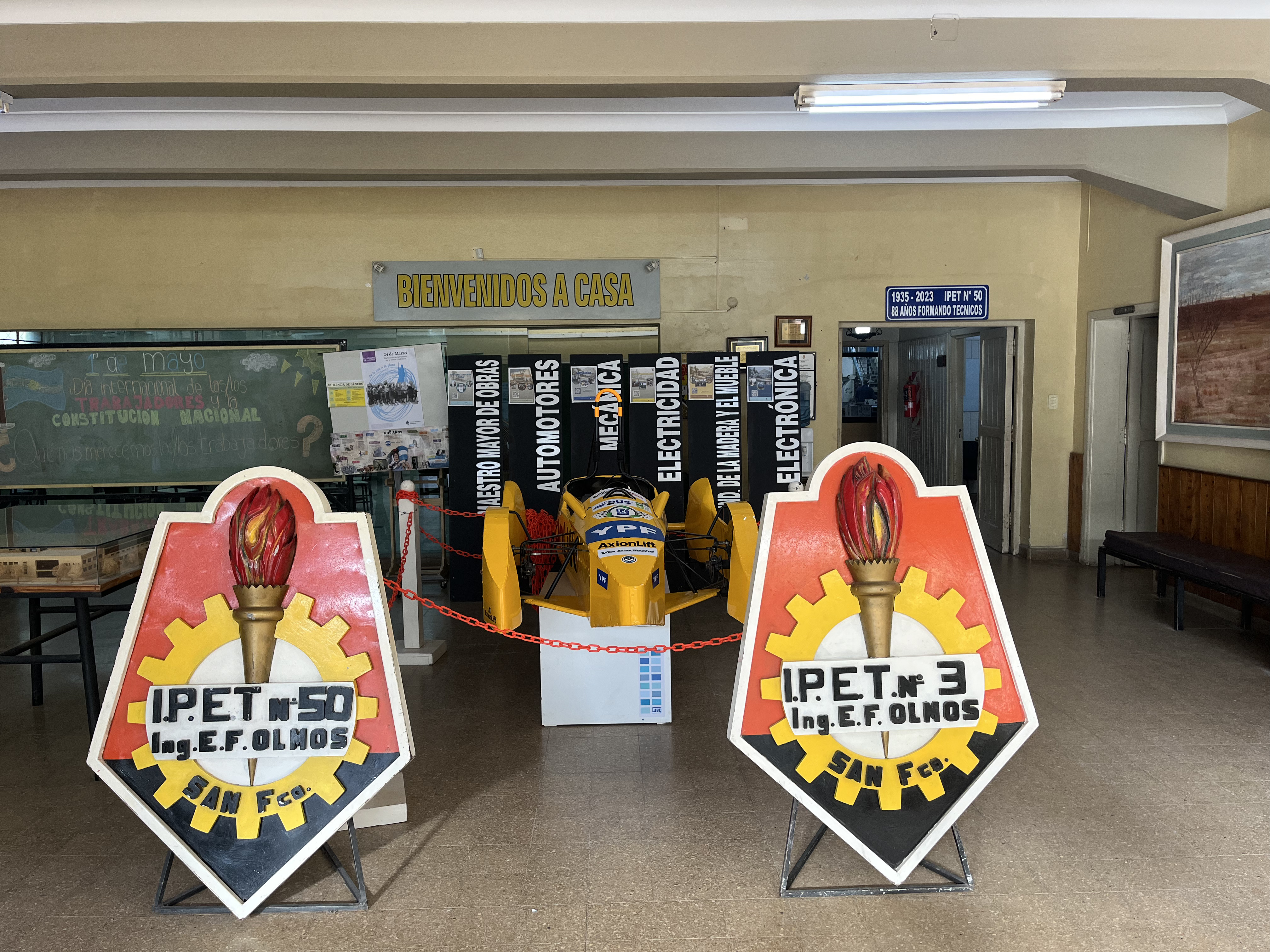 Gabinetes y Oficinas IPET 50