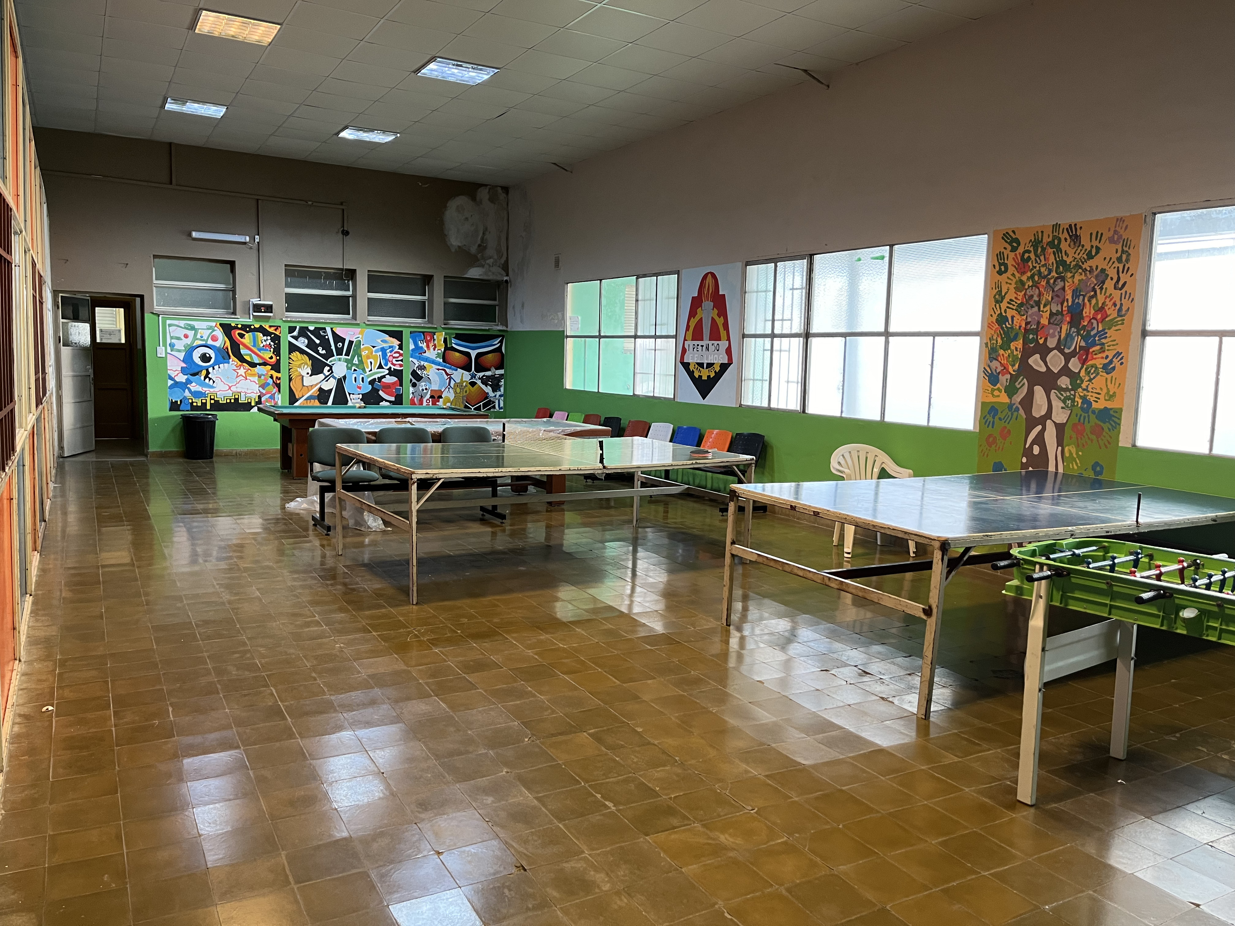 Gabinetes y Oficinas IPET 50