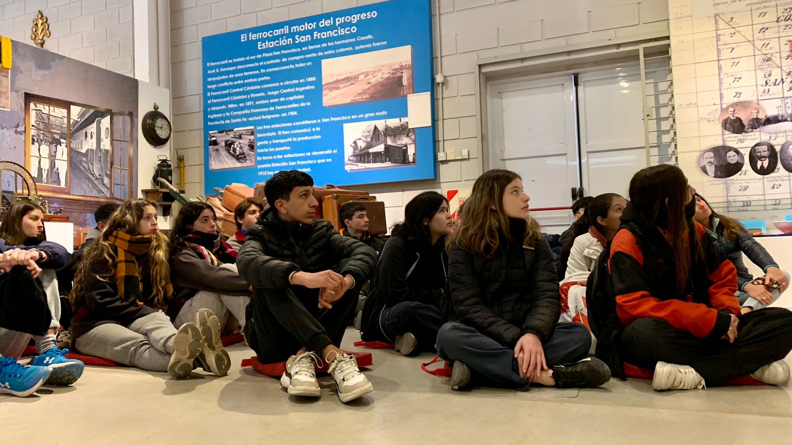 Exposición de estudiantes